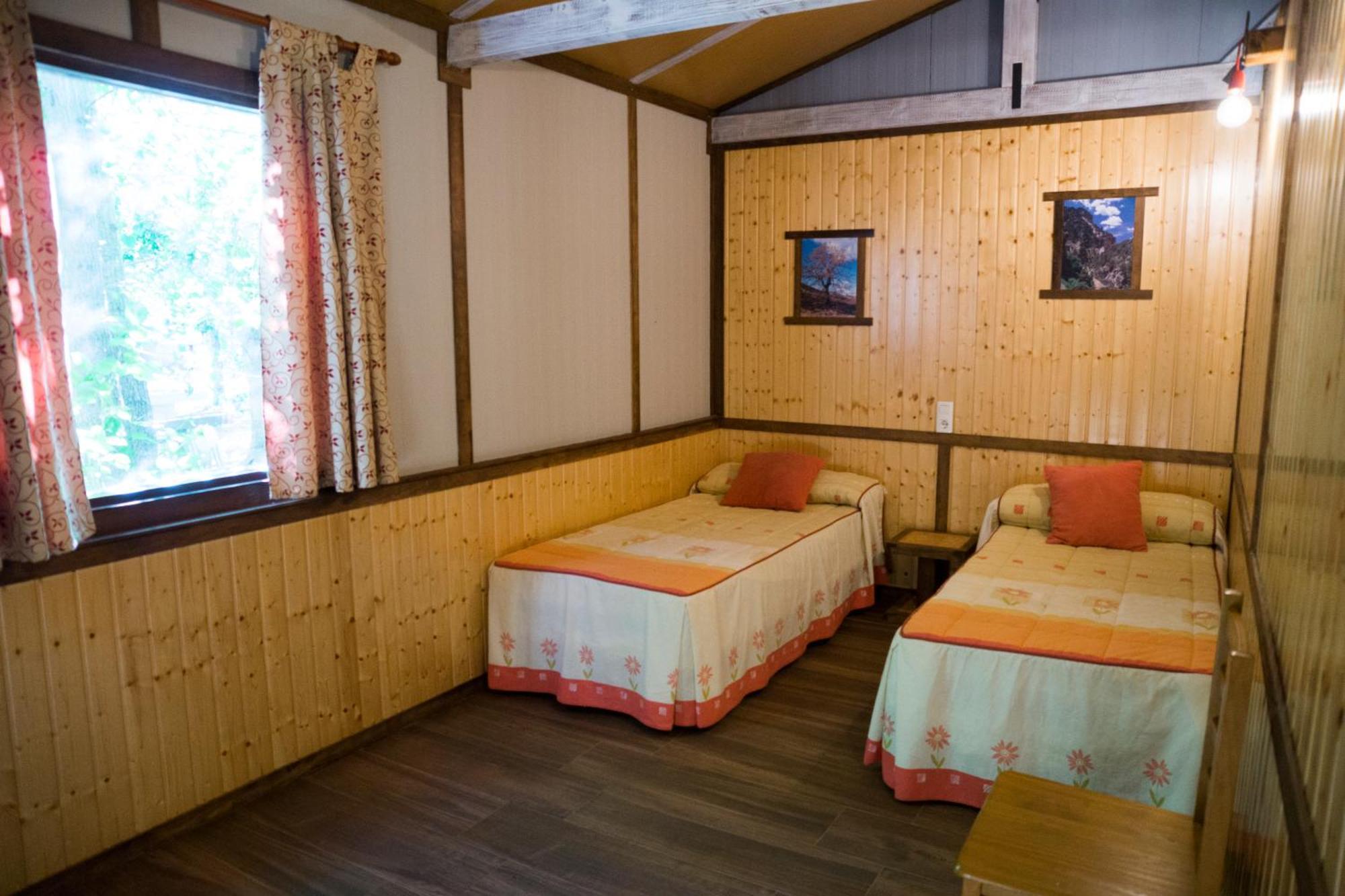Casas Rurales Vado Del Rio Tus Cortijo Prados エクステリア 写真