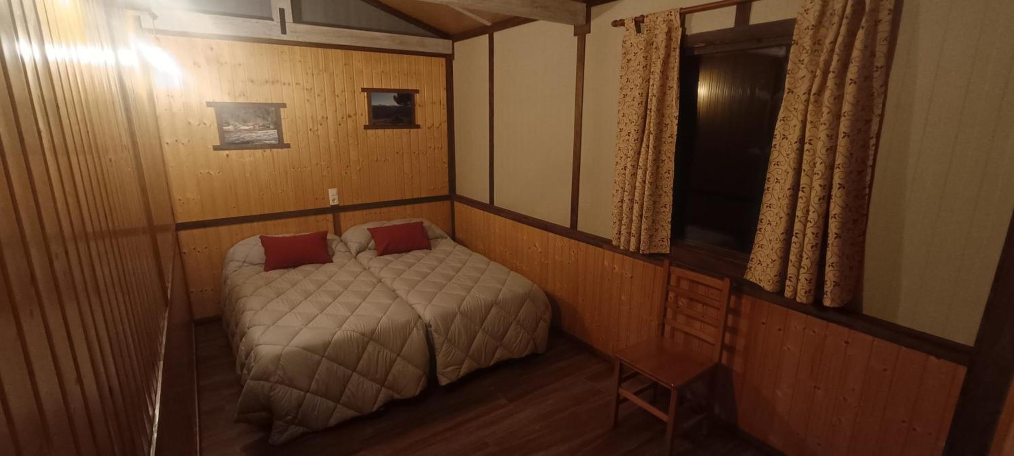 Casas Rurales Vado Del Rio Tus Cortijo Prados エクステリア 写真